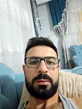 Snapshot of AuxeticDry chatting on 09/29/25, 04:56 AuxeticDry online show from 09/29/25, 04:56