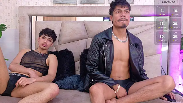 Snapshot of LucayLeo chatting on 10/10/25, 05:06 LucayLeo online show from 10/10/25, 05:06