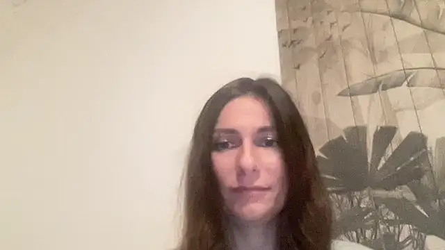 Snapshot of Morravyn chatting on 11/17/25, 06:35 Morravyn online show from 11/17/25, 06:35