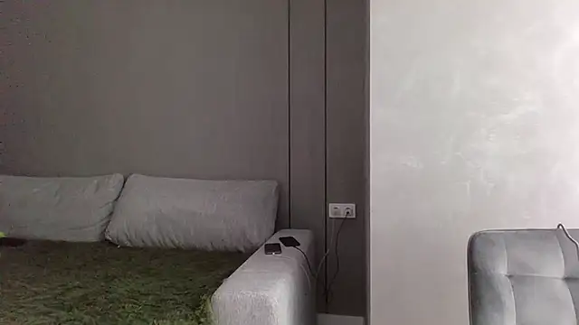 Snapshot of MrsAlice chatting on 10/24/25, 07:49 MrsAlice online show from 10/24/25, 07:49