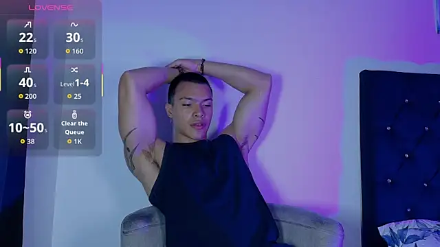 adriel escalante online show from 05/07/26, 03:23