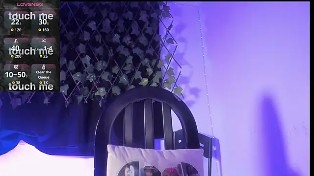 Snapshot of SussanMillerr_ chatting on 09/17/25, 05:09 SussanMillerr  online show from 09/17/25, 05:09