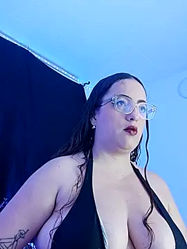 Snapshot of SussanMillerr_ chatting on 09/23/25, 08:17 SussanMillerr  online show from 09/23/25, 08:17