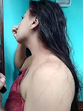 paola-yandex28 online show from 09/29/25, 04:56