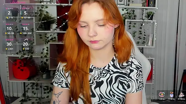 Snapshot of AlisHanson chatting on 11/15/25, 11:07 AlisHanson online show from 11/15/25, 11:07