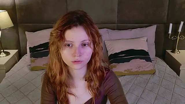 Snapshot of AlisHanson chatting on 11/28/25, 02:09 AlisHanson online show from 11/28/25, 02:09