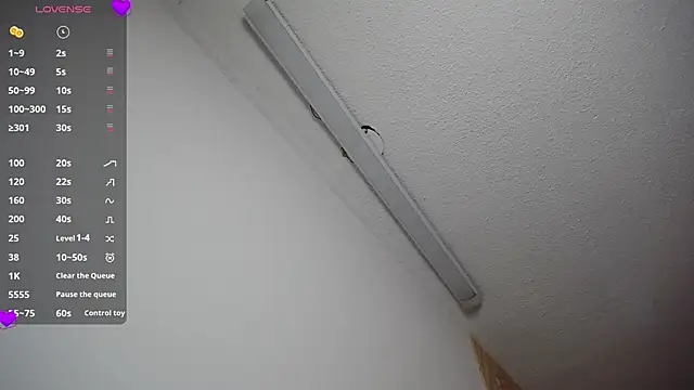 Snapshot of emmydurant chatting on 11/28/25, 07:05 emmydurant online show from 11/28/25, 07:05