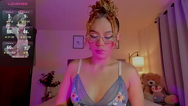 OxanaFedorova1- online show from 06/04/26, 08:37