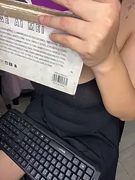 rhizanthella  online show from 05/22/26, 08:25