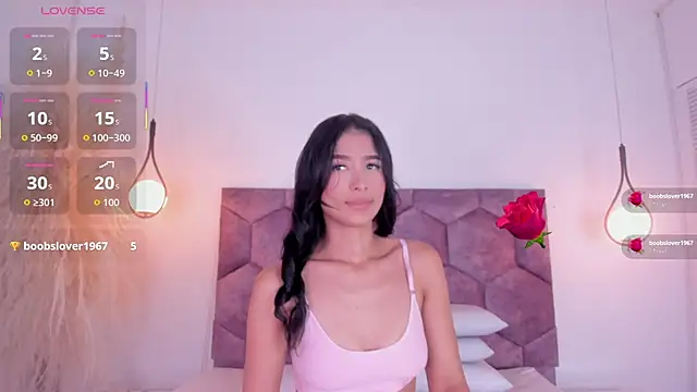 nicol giraldoo online show from 07/25/26, 03:48