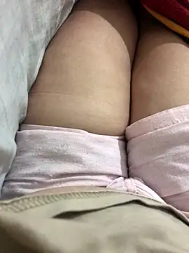 luzmelzinha online show from 09/30/25, 11:26