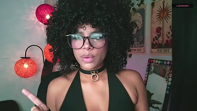 Raven luv online show from 09/14/25, 09:25