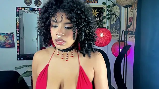 Snapshot of Raven_luv chatting on 11/26/25, 11:39 Raven luv online show from 11/26/25, 11:39