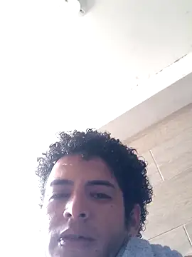 Snapshot of ThiagoFernandezChancay25 chatting on 09/18/25, 05:15 ThiagoFernandezChancay25 online show from 09/18/25, 05:15