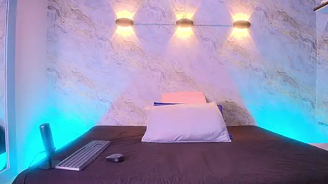 abbyrouss  online show from 11/08/25, 03:07