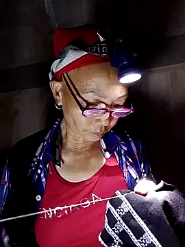 Snapshot of -Xuka-200 chatting on 11/09/25, 01:31 -Xuka-200 online show from 11/09/25, 01:31