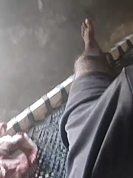 Snapshot of pus_ylover chatting on 10/12/25, 06:45 pus ylover online show from 10/12/25, 06:45