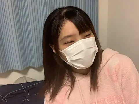 Snapshot of ituki_0415 chatting on 11/06/25, 04:19 ituki 0415 online show from 11/06/25, 04:19