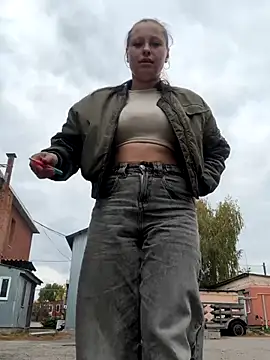 Jessie Queen 1 online show from 10/06/25, 11:40