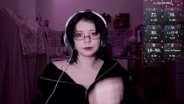 Snapshot of Alice_Zev chatting on 02/14/26, 02:52 Alice Zev online show from 02/14/26, 02:52