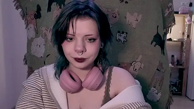 Snapshot of Alice_Zev chatting on 03/19/26, 10:03 Alice Zev online show from 03/19/26, 10:03