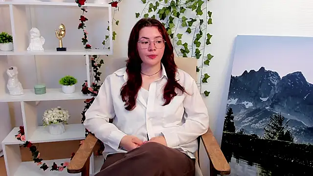 Snapshot of HedyRosko chatting on 09/10/25, 04:45 HedyRosko online show from 09/10/25, 04:45