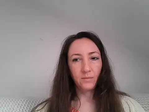 Snapshot of Valessya chatting on 05/03/26, 08:31 Valessya online show from 05/03/26, 08:31