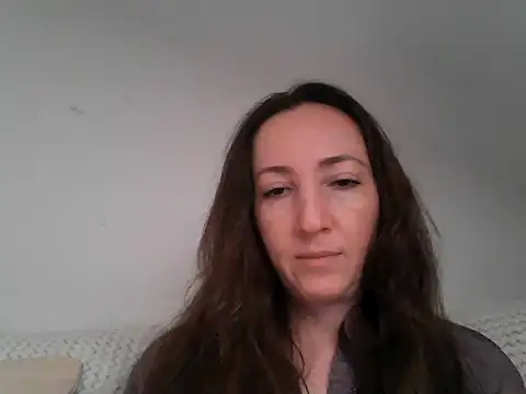 Snapshot of Valessya chatting on 05/13/26, 02:03 Valessya online show from 05/13/26, 02:03