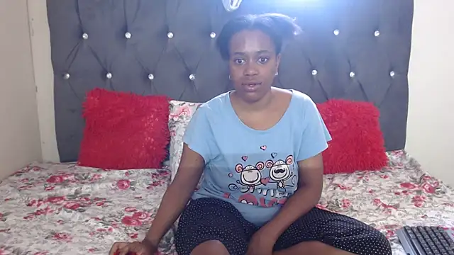 Snapshot of YummyJellybooty13 chatting on 10/16/25, 11:22 YummyJellybooty13 online show from 10/16/25, 11:22