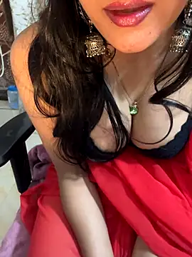 tanvi 001 online show from 10/14/25, 07:42