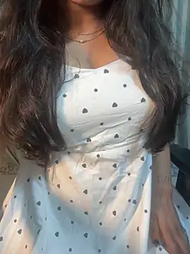 tanvi 001 online show from 10/24/25, 06:54