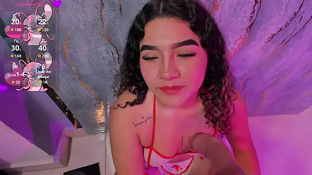 mia cataleiya online show from 11/18/25, 11:47