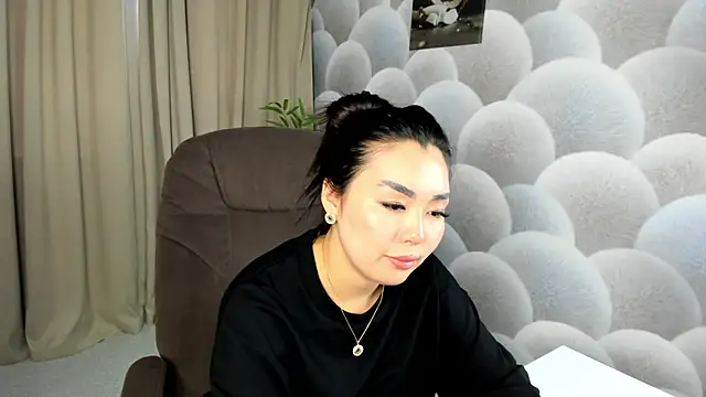 Elabora Lim online show from 09/16/25, 11:00
