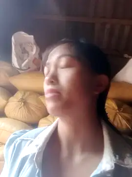 nakaki-00 online show from 09/30/25, 12:59