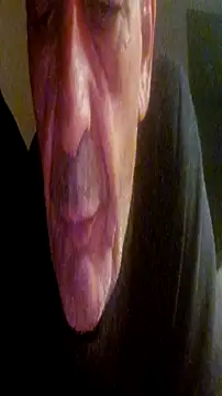 Snapshot of AntonioNice_iml chatting on 10/28/25, 01:42 AntonioNice iml online show from 10/28/25, 01:42