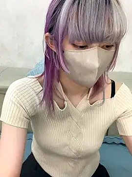 Snapshot of naginagisan chatting on 10/21/25, 08:48 naginagisan online show from 10/21/25, 08:48