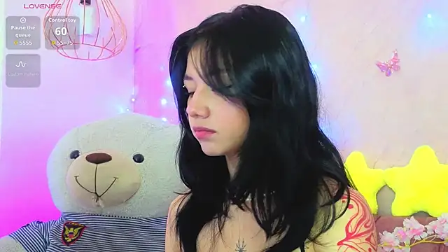 april bennett online show from 04/27/26, 01:09