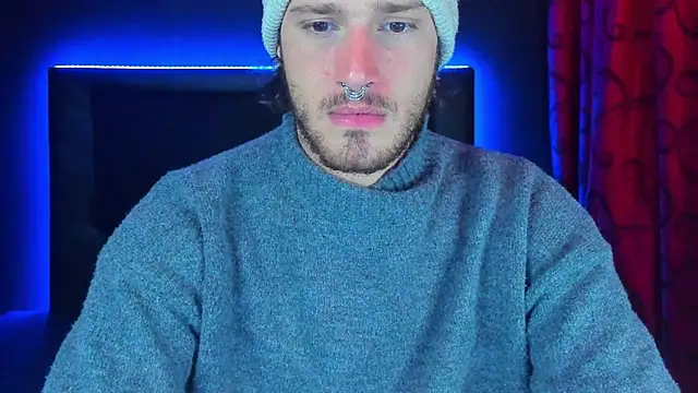 Snapshot of Angels21cm chatting on 09/21/25, 03:19 Angels21cm online show from 09/21/25, 03:19