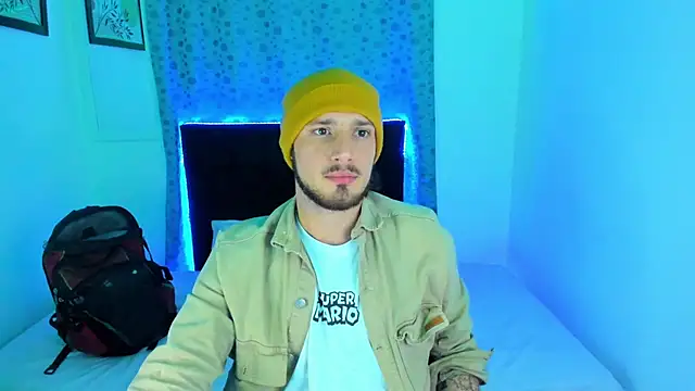 Snapshot of Angels21cm chatting on 10/02/25, 05:14 Angels21cm online show from 10/02/25, 05:14