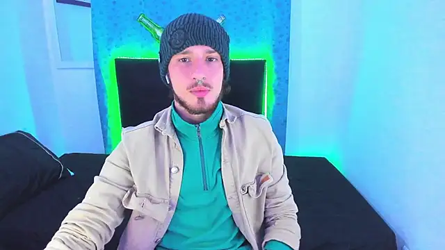 Snapshot of Angels21cm chatting on 10/05/25, 03:49 Angels21cm online show from 10/05/25, 03:49