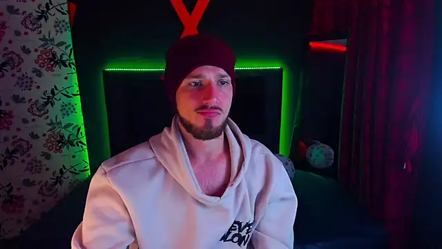 Snapshot of Angels21cm chatting on 10/14/25, 03:29 Angels21cm online show from 10/14/25, 03:29