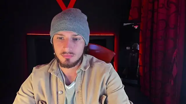 Snapshot of Angels21cm chatting on 10/23/25, 12:10 Angels21cm online show from 10/23/25, 12:10