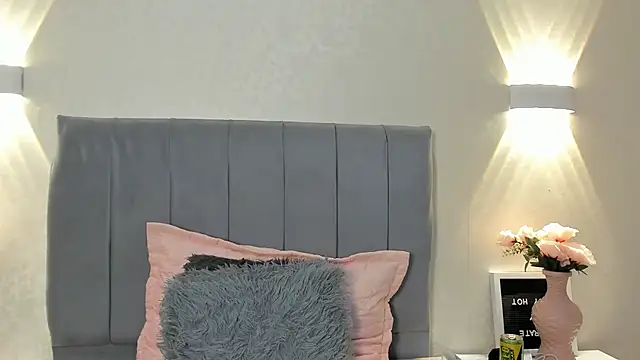 ValeriaJons online show from 10/31/25, 03:29