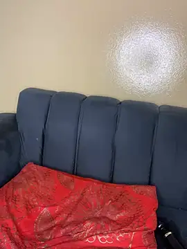 Snapshot of MilfBoobsxx chatting on 04/17/26, 04:10 MilfBoobsxx online show from 04/17/26, 04:10