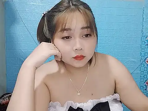 Nhan7868 online show from 09/21/25, 12:56