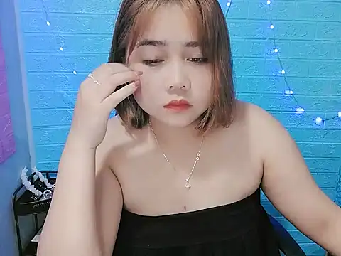 Nhan7868 online show from 10/13/25, 08:09