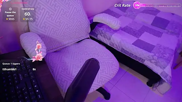 Snapshot of chloe_tgn chatting on 10/05/25, 07:23 chloe tgn online show from 10/05/25, 07:23