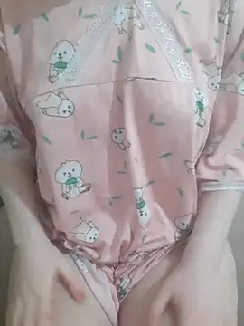 Snapshot of Lamya-dalo3a chatting on 09/30/25, 01:10 Lamya-dalo3a online show from 09/30/25, 01:10