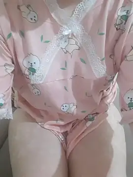 Snapshot of Lamya-dalo3a chatting on 10/13/25, 01:16 Lamya-dalo3a online show from 10/13/25, 01:16