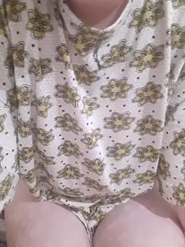 Snapshot of Lamya-dalo3a chatting on 10/15/25, 12:22 Lamya-dalo3a online show from 10/15/25, 12:22